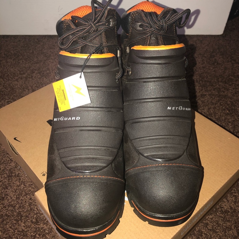 NWT TIMBERLAND PRO STEEL TOE BOOTS SZ 9.5M